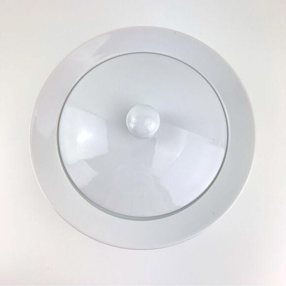 DANSK Porcelain 3 qt. ROUND COVERED CASSEROLE Bisserup White - Picture 3 of 8